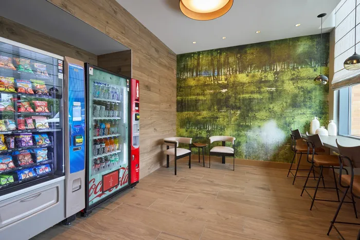 Concession Area | Meridian 2250 at Eisenhower Station | Luxury Alexandria VA Apartments