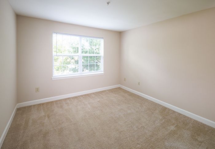 Expansive Bedroom | Evans Ridge Apartments | Leesburg VA Apartments | Affordable Apartments | Affordable Leesburg VA Apartments