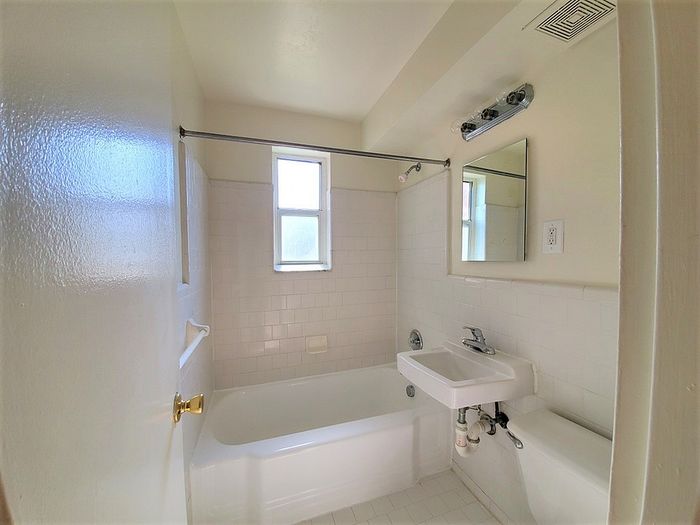 East Falls Apartments Bathroom | East Falls Apartments | Affordable Falls Church VA Apartments | Affordable Arlington VA Apartments