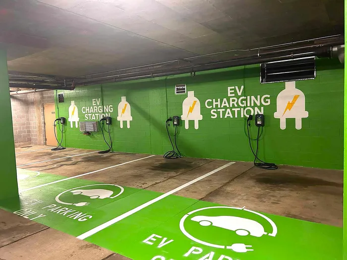 4 Plugzio Level 2 EV Charging Stations | Meridian at Ballston Commons | Arlington VA Apartments | Ballston VA Apartments