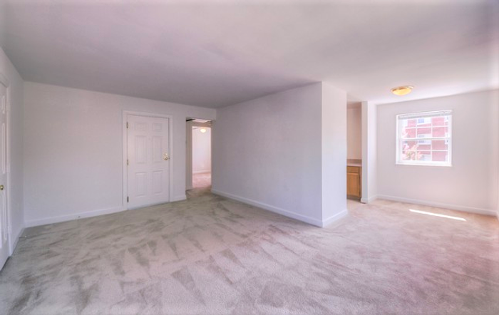 Image of a Living Room | Monterey Apartments | Arlington VA Apartments