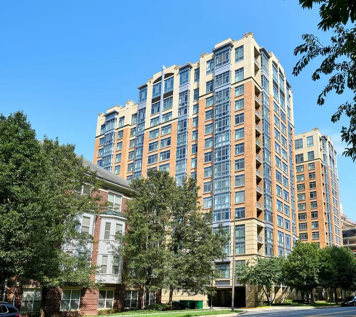 Meridian at Grosvenor Station Exterior | Luxury North Bethesda MD Apartments | Luxury Rockville MD Apartments
