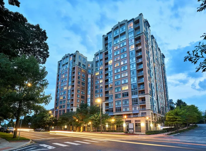 Meridian at Grosvenor Station Exterior | Luxury North Bethesda MD Apartments | Luxury Rockville MD Apartments