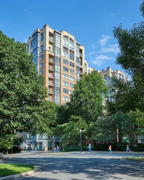 Meridian at Grosvenor Station Exterior | Luxury North Bethesda MD Apartments | Luxury Rockville MD Apartments
