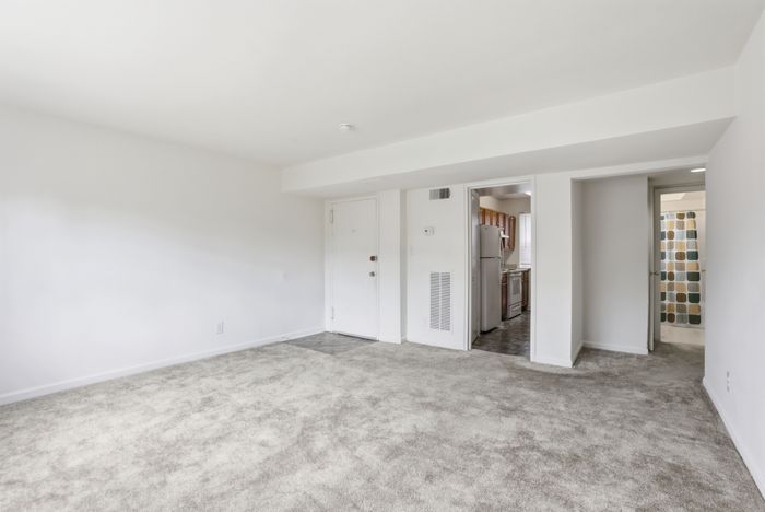 Expansive Living Room | East Falls Apartments | Affordable Falls Church Apartments
