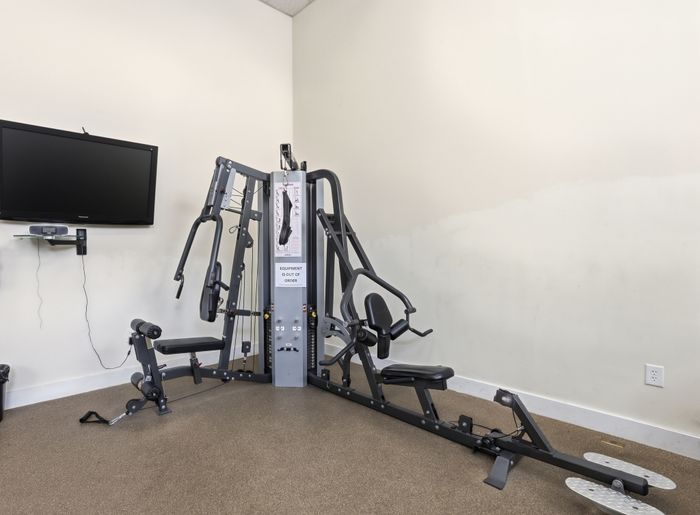 Fitness Center | East Falls Apartments | Affordable Falls Church VA Apartments | Affordable Arlington VA Apartments