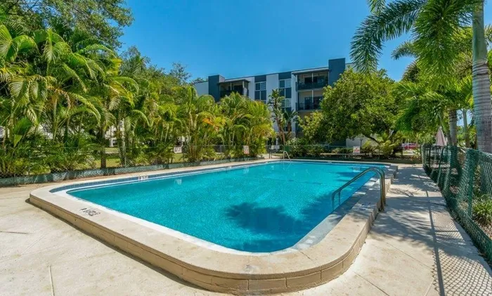 Pool and Sun Deck