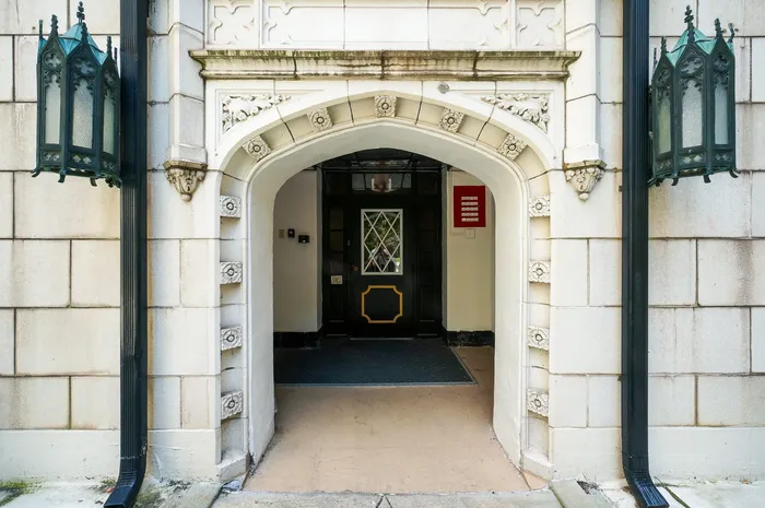The Wendover Community Main Entrance