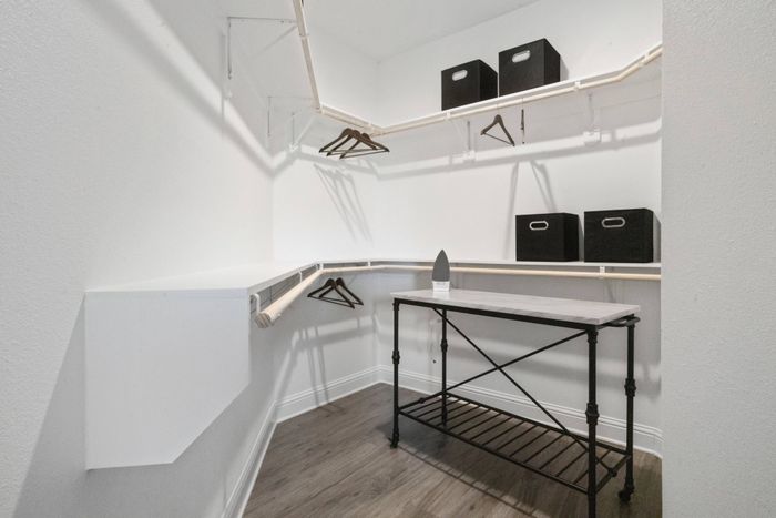 Sweetwater Model Apartment Closet