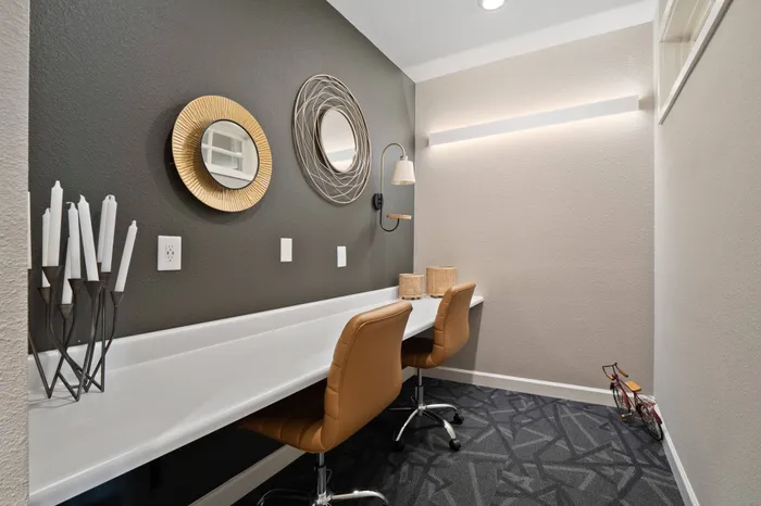 designated focus rooms at The Parq at Chesterfiled Apartment Homes, Chesterfield, MO  63017
