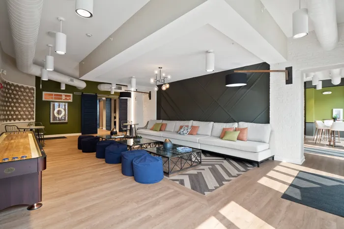Resident lounge Parq at Chesterfield, Chesterfield MO 63017