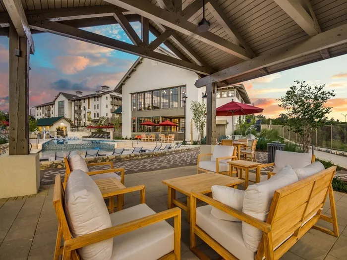Community Patio | Vecina Apartment Villas | San Antonio Apartments