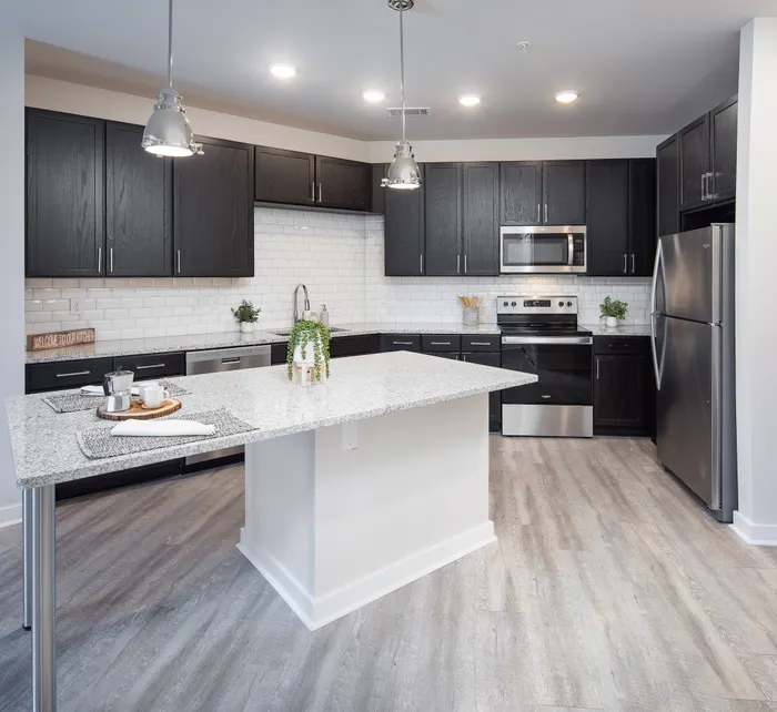 large eat-in kitchens The Mill at New Holland Gainesville GA 30501