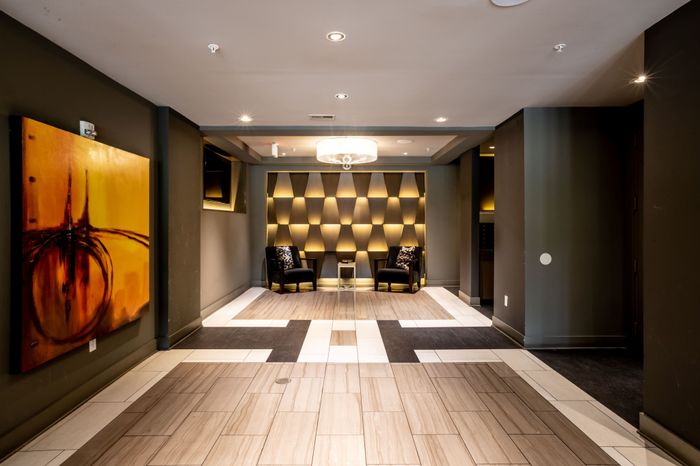 Package Locker Lounge with Seating at Park 35 Birmingham AL 35222