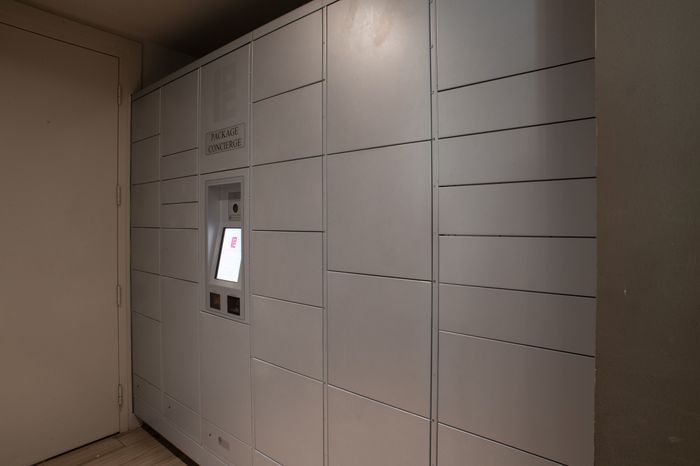 Package Concierge Lockers at Park 35 Birmingham AL 35222