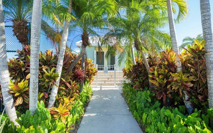 Walkway to amenities