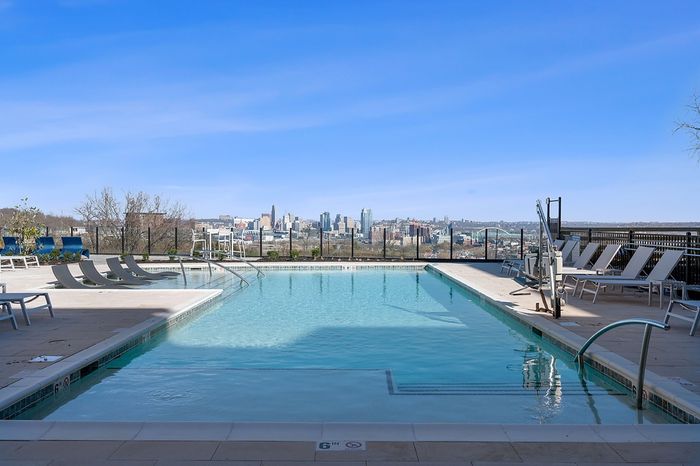 Tapestry Ridge Pool