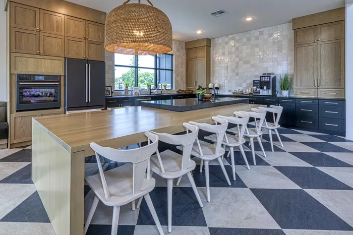 clubhouse kitchen Encore Apartments Belton MO