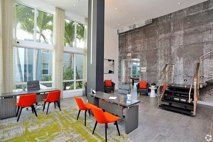 Leasing center