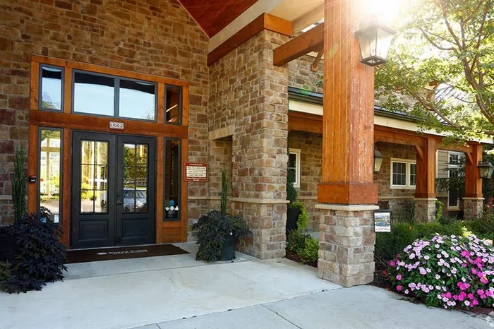 Leasing center entrance
