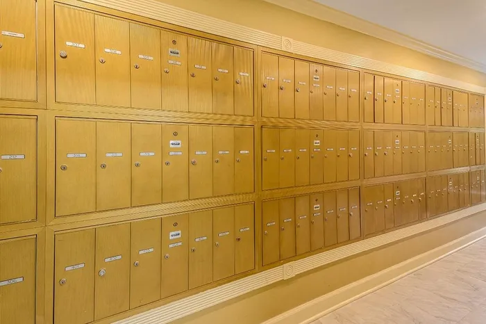 Mail area