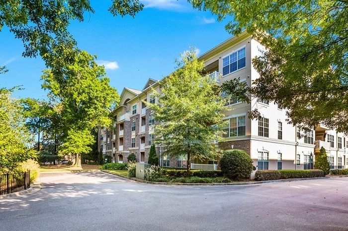 Apartment building
