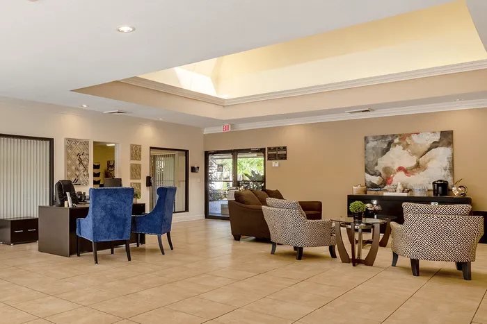 Leasing center