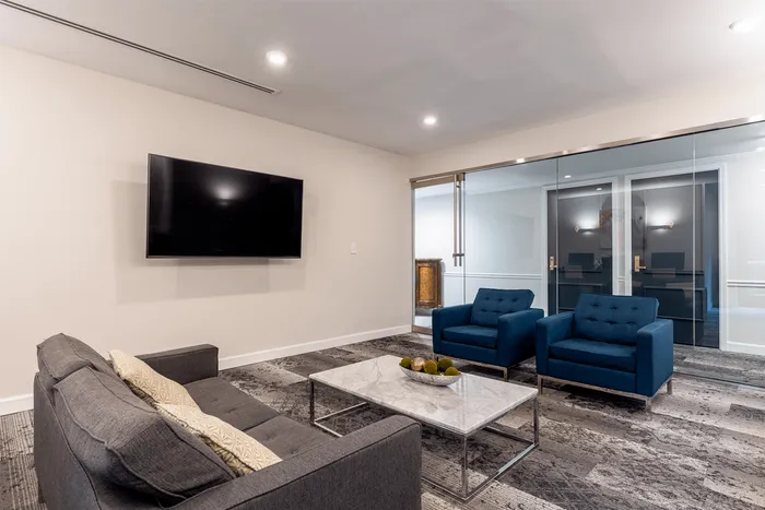 Social Lounge