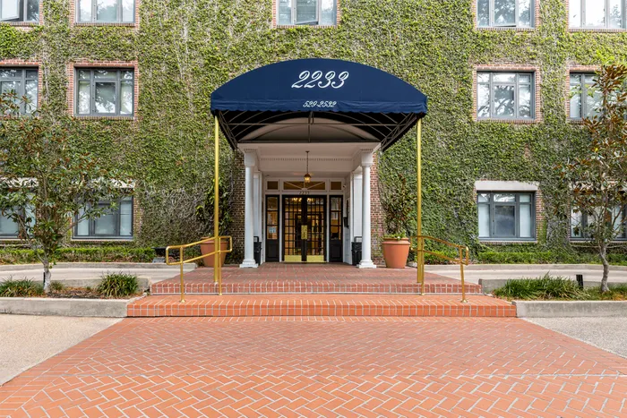 Leasing Center Entrance