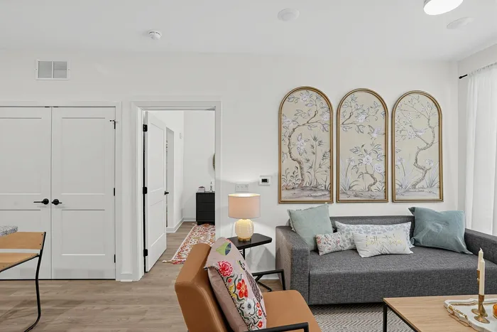 Ivy & Elm - Cozy Living Area