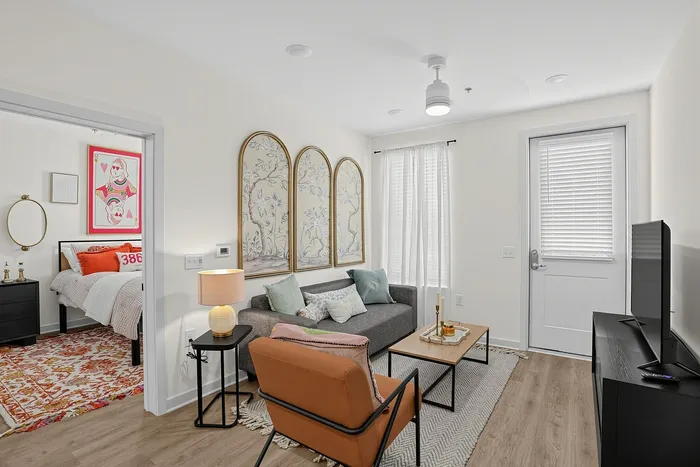 Ivy & Elm - Cozy Living Area