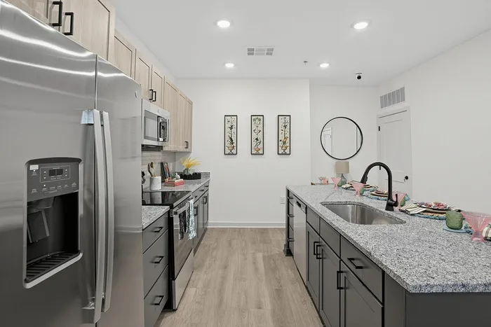 Ivy & Elm - Modern Kitchen
