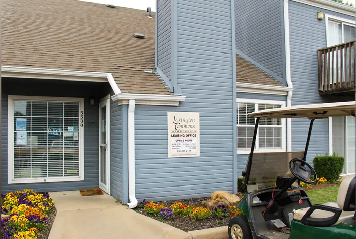 Lexington Commons Golf Cart