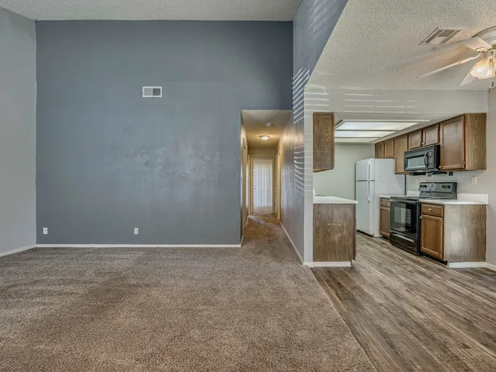 Living/Kitchen