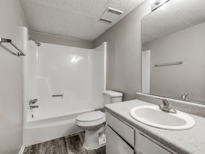 Fairfax - Remodeled Unit