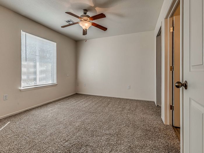 Woodland Manor Apartment