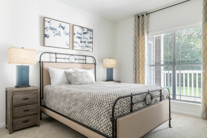 The Brooke Apartments in Atlanta, GA | apartment bedroom