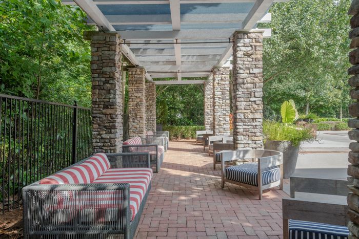 outdoor lounge seating