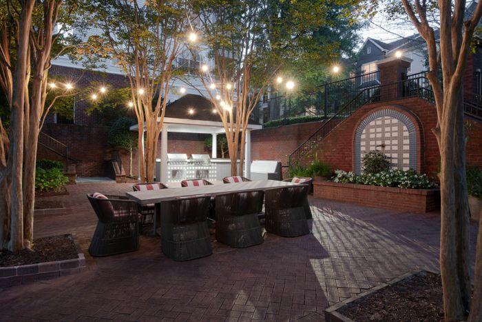 outdoor lounge seating
