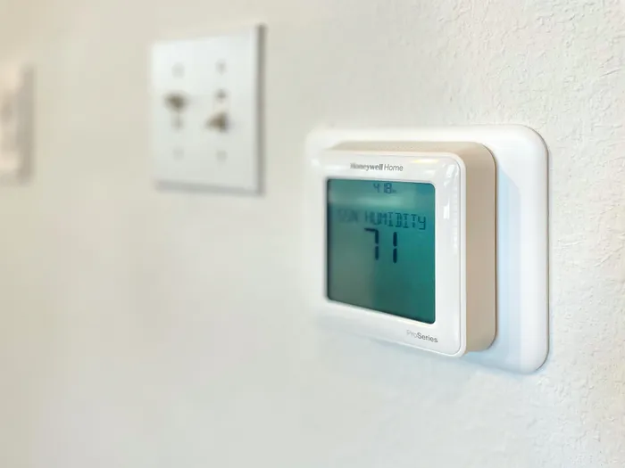 Smart Thermostat | Apartment Homes in Tampa, FL | Crosstown Walk