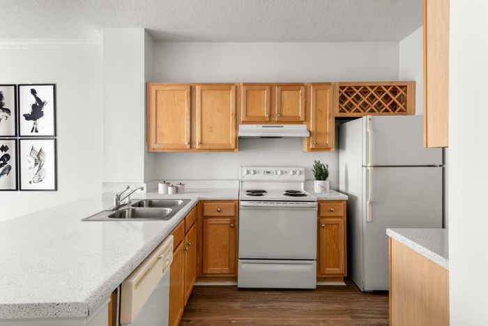 The Brooke Apartments in Atlanta, GA | kitchen