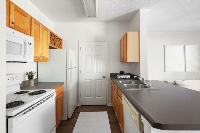 The Brooke Apartments in Atlanta, GA | Kitchen