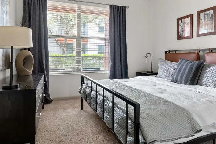 Bedroom | Apartments in Tampa, FL | Crosstown Walk