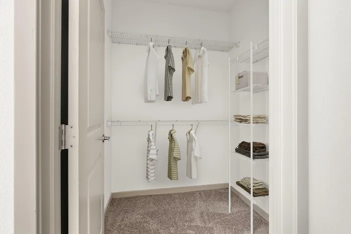 Closet | The Lodge at Hidden River | Tampa FL Apartments