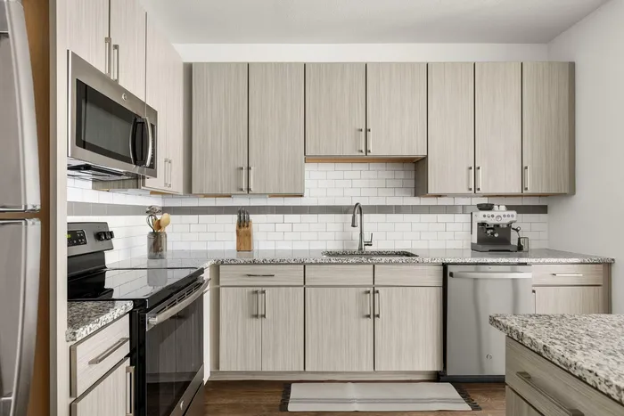 Kitchen | The Lodge at Hidden River | Tampa FL Apartments