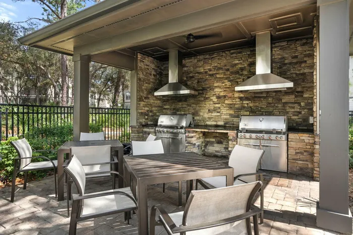 Grilling Stations | The Lodge at Hidden River | Tampa FL Apartments