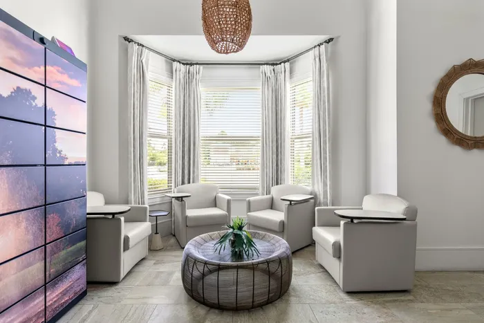 Resident Lounge | Luxe Lakewood Ranch FL Apartments