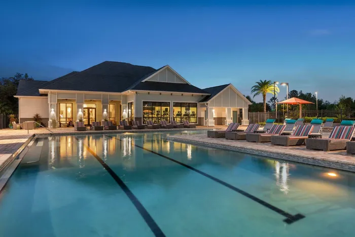 Pool Evening | Luxe Lakewood Ranch FL Apartments