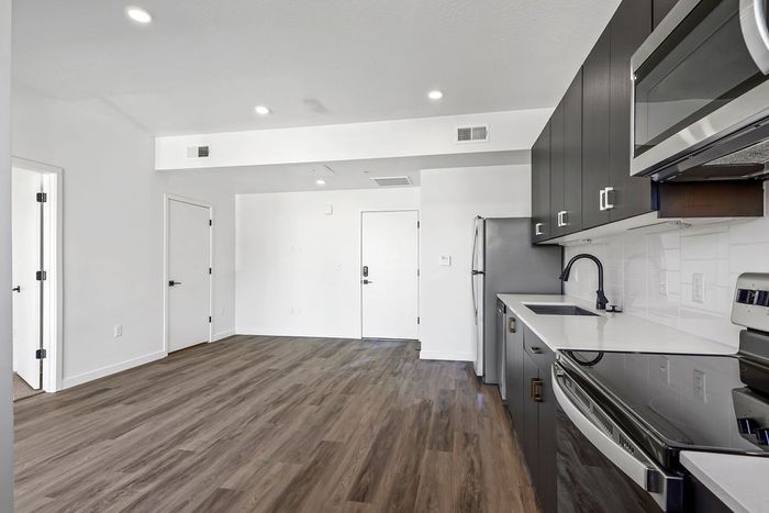 343-Apartments-SLC_A1-Kitchen-Living