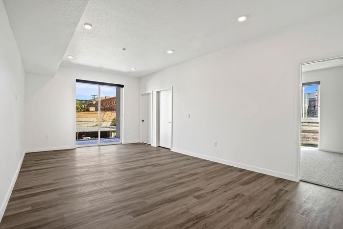 343-apartments-slc_B-living room